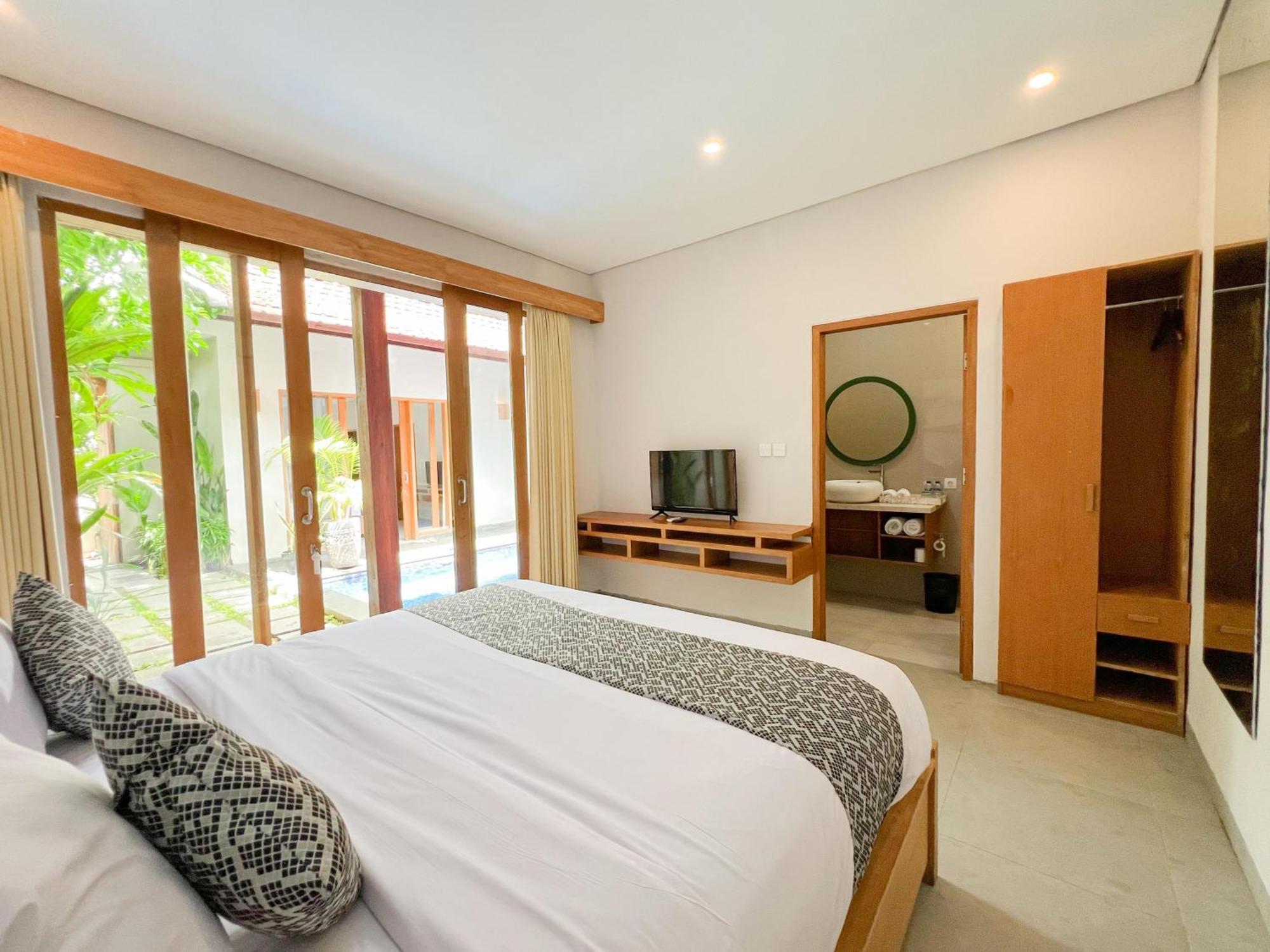 Apple Villa & Suite Seminyak Exterior foto
