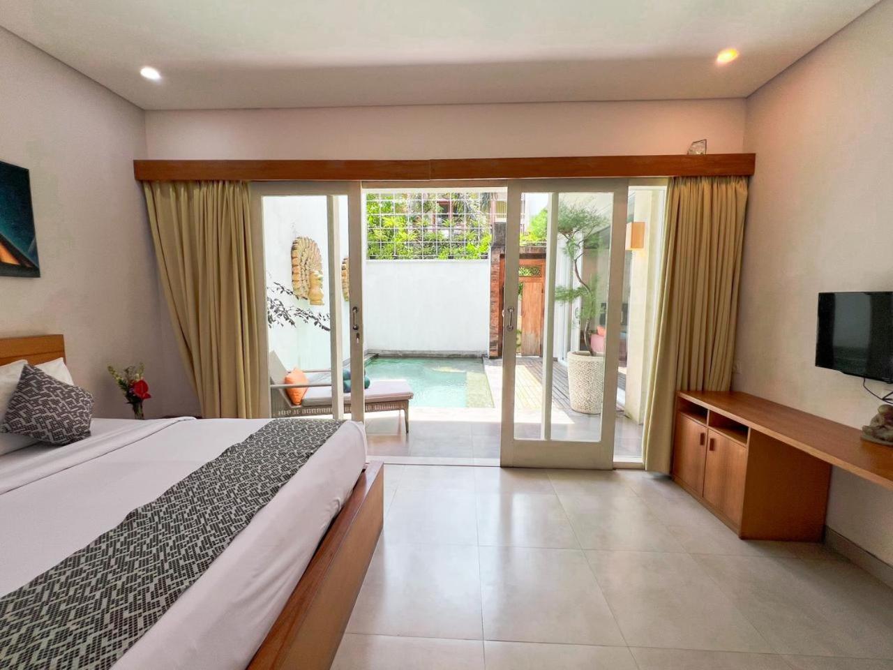 Apple Villa & Suite Seminyak Exterior foto