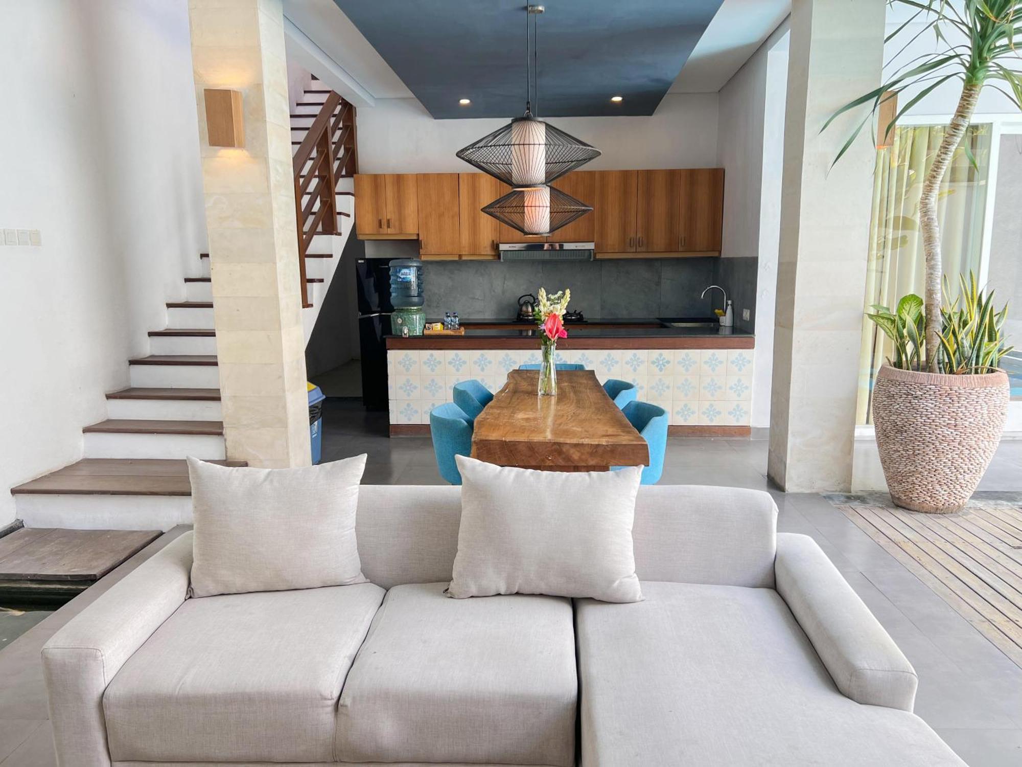 Apple Villa & Suite Seminyak Exterior foto